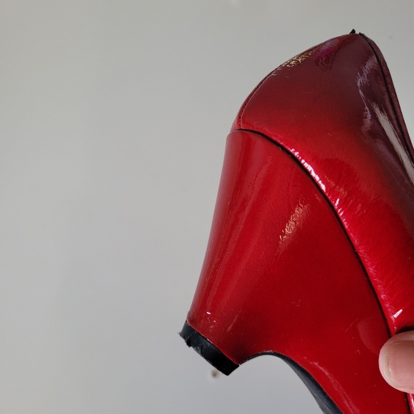 Me Too Red Wedges, GUC, Size 6 - Picture 8 of 8